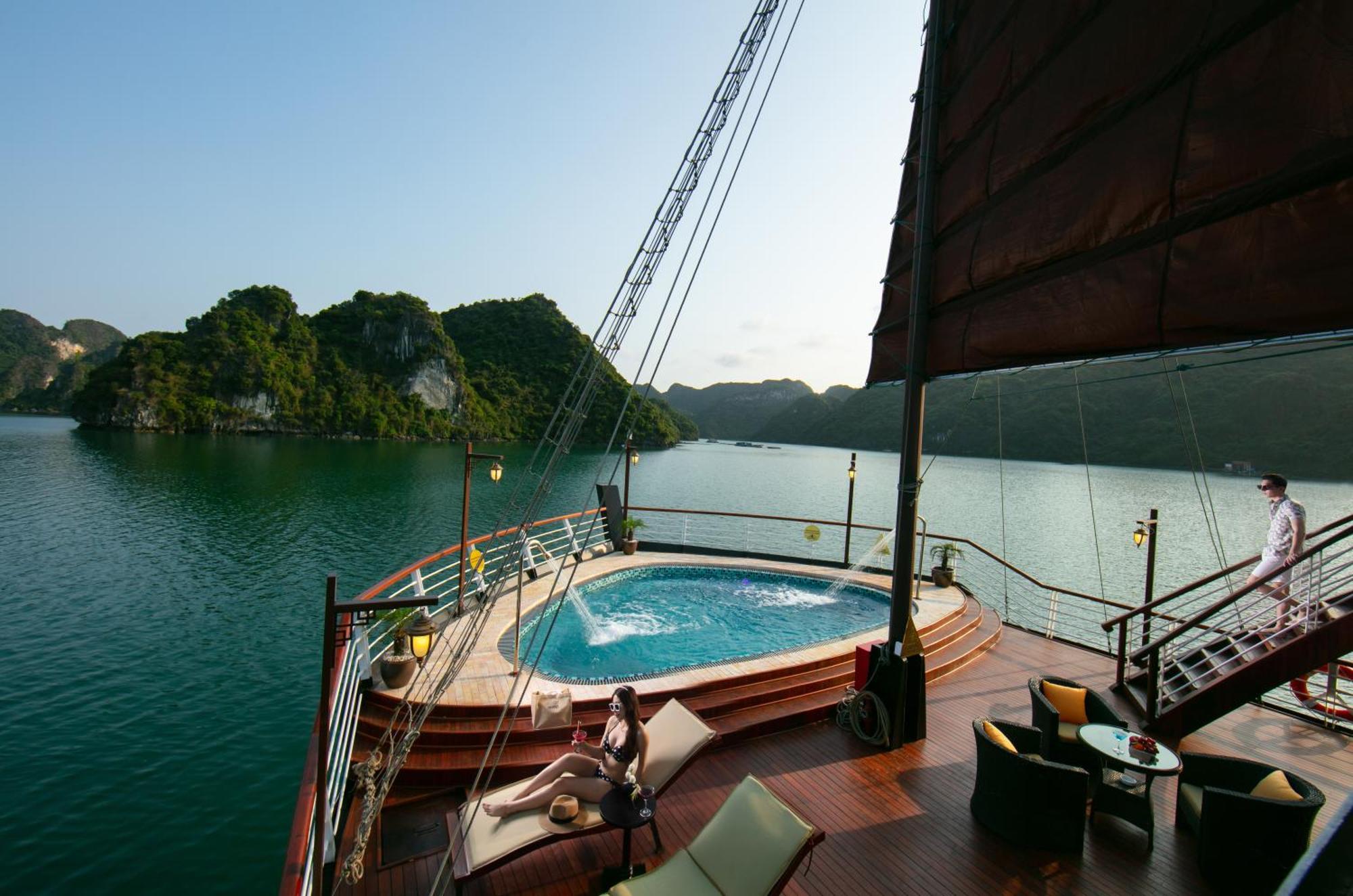 Amanda Luxury Cruise Hotel Ha Long Luaran gambar